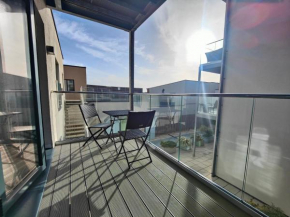 8 Putsborough - Luxury Apartment at Byron Woolacombe, only 4 minute walk to Woolacombe Beach!